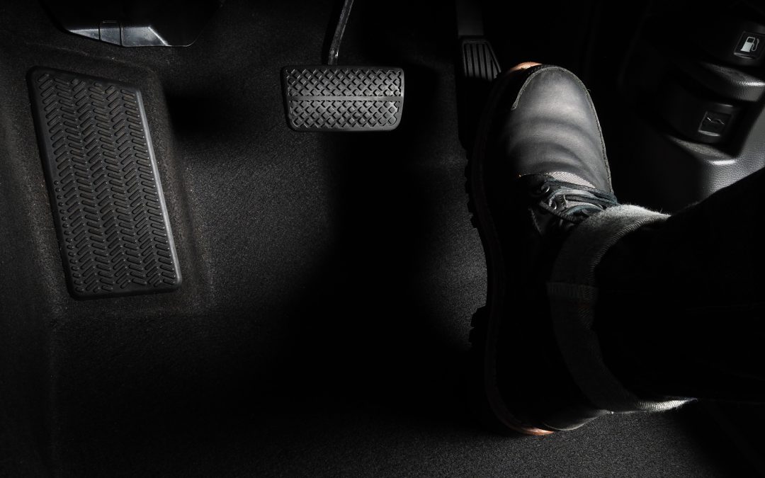 From Hardware Description Languages to Accelerator Design Languages